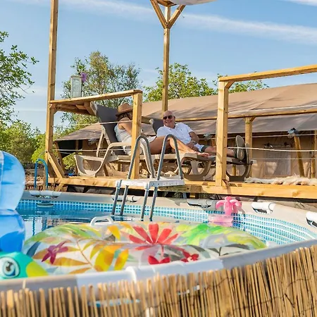 Ses Quinta Luxury Safari Tents Luxury tent