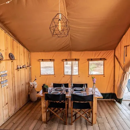 Ses Quinta Luxury Safari Tents