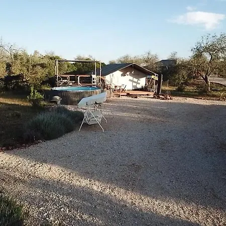 Luxury tent Ses Quinta Luxury Safari Tents *