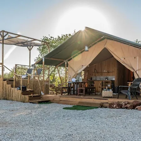 Ses Quinta Luxury Safari Tents