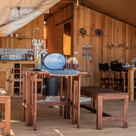 Campismo de Luxo Ses Quinta Luxury Safari Tents