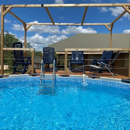 Ses Quinta Luxury Safari Tents