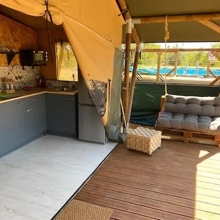 Campismo de Luxo Ses Quinta Luxury Safari Tents